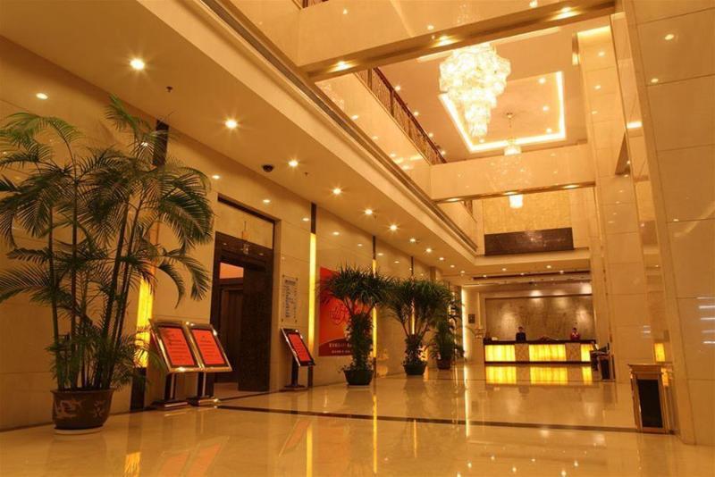 ווהאן New Land Business Hotel מראה חיצוני תמונה
